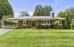 214 Pembroke Drive, Richmond, KY 40475