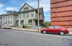 179-181 KENNEDY STREET, CHAMBERSBURG, PA 17201