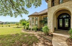 114 Hazelnut CT, Driftwood, TX 78619