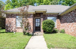 441 Silver Drive, Pearl, MS 39208