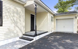 1136 Hawser Avenue, Manahawkin, NJ 08050