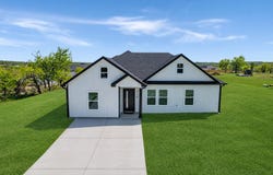 120 Brookview Drive, Bridgeport, TX 76426
