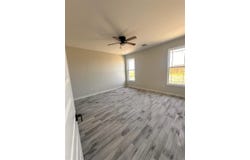 208 Meadowlark Lane, Geronimo, OK 73543