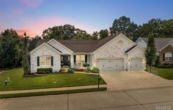 1136 New Ballwin Oaks Drive, Ballwin, MO 63021