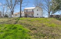 20 Bledsoe Borough Ln, Riddleton, TN 37151