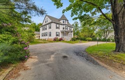 543 Newport Ave, Attleboro, MA 02703