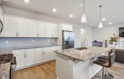 6421 SE 22ND St, Gresham, OR 97080