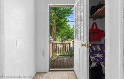 629 S Foster Avenue, Lansing, MI 48912