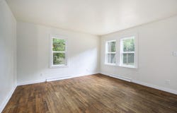 1042 E Mosel Avenue, Kalamazoo, MI 49004