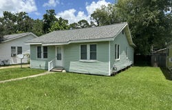 627 S Railroad Avenue, Opelousas, LA 70570