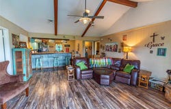 36930 Betka Road, Hempstead, TX 77445