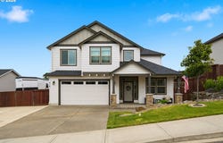 618 E TANOAK Ave, LaCenter, WA 98629