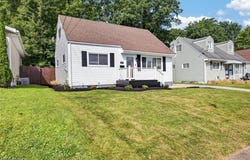 558 Alaho Street, Akron, OH 44305