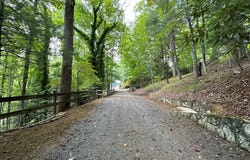 212 Creekside Drive, Dugspur, VA 24325
