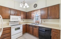 102 E 8th Street, Sumner, IA 50674
