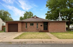1100 E 8th St, Colby, KS 67701