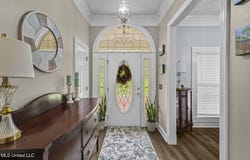 1979 Short Road, Raymond, MS 39154
