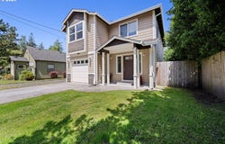 1225 3RD AVE, Hammond, OR 97121