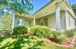 729 Co Rd 1375 E, Carmi, IL 62821