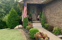 3249 S Creekside Drive S, Springfield, MO 65807
