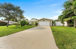 1529 Bay Shore Drive, Cocoa Beach, FL 32931