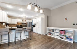 704 W 15th St, Newton, KS 67114
