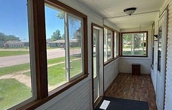 612 9th St., Springfield, SD 57062