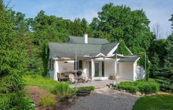1180 NE Cramton Avenue, Ada, MI 49301