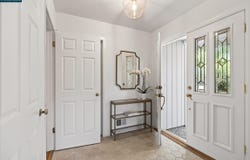 599 Silverado Dr, Lafayette, CA 94549