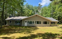 758 LOON LAKE RD, Eagle River, WI 54521