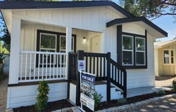 22899 Byron Rd., Crestline, CA 92325