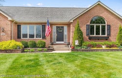 990 Chads Way, Charlotte, MI 48813