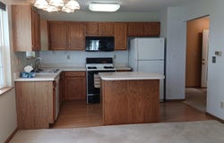 2908 Foggy Glen Drive, Valparaiso, IN 46385