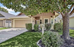 4722 N Hacienda Ave, Boise, ID 83703
