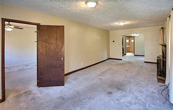 246 Staunton Avenue, South Charleston, WV 25303