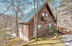 1008 N Ridge Place, Sevierville, TN 37876