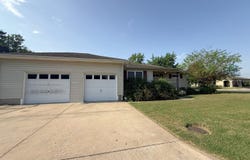 110 13th Avenue NE, Miami, OK 74354
