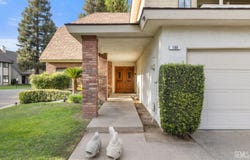 100 Stockdale Circle, Bakersfield, CA 93309