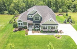 217 Hickory Ln, Mars, PA 16046
