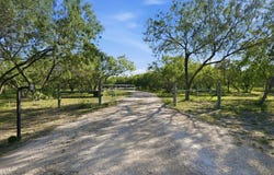 6137 Main, Mathis, TX 78368