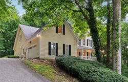 2722 Brookhaven Lane, Buford, GA 30518