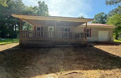 393 NE 9TH St, Carbon Hill, AL 35549