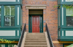 1452 NE ORENCO STATION PKWY, Hillsboro, OR 97124