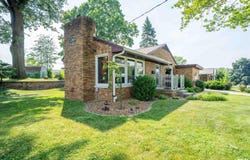 1329 HILLTOP Drive, Pekin, IL 61554