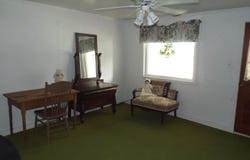 106 N Locust, ELIZABETH, IL 61028