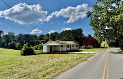 1087 HARMON Rd, New Tazewell, TN 37825