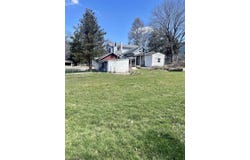 325 Morgantown Street, Kingwood, WV 26537