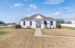 802 Taylor Drive, Chapel Hill, TN 37034
