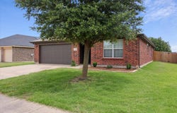 330 Broken Bow, Krum, TX 76249