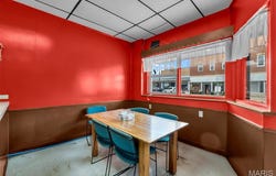 119 W Yoakum Avenue, Chaffee, MO 63740
